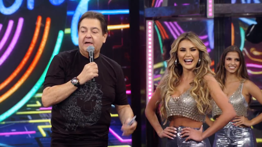 Após sumiço, bailarina do Faustão detida pela polícia reaparece no Domingão