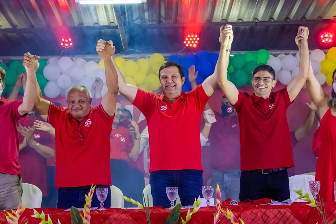 Oficializada candidatura de Dr. David prefeito e Ten. Rogério vice em São Miguel