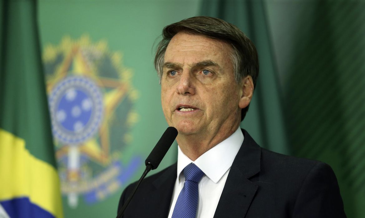 Bolsonaro posta vídeo sobre a Globo e acusa família Marinho de corrupção