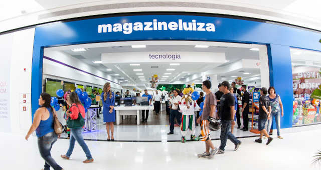 Fala de Fábio Faria sobre Correios derruba ações de gigante do varejo