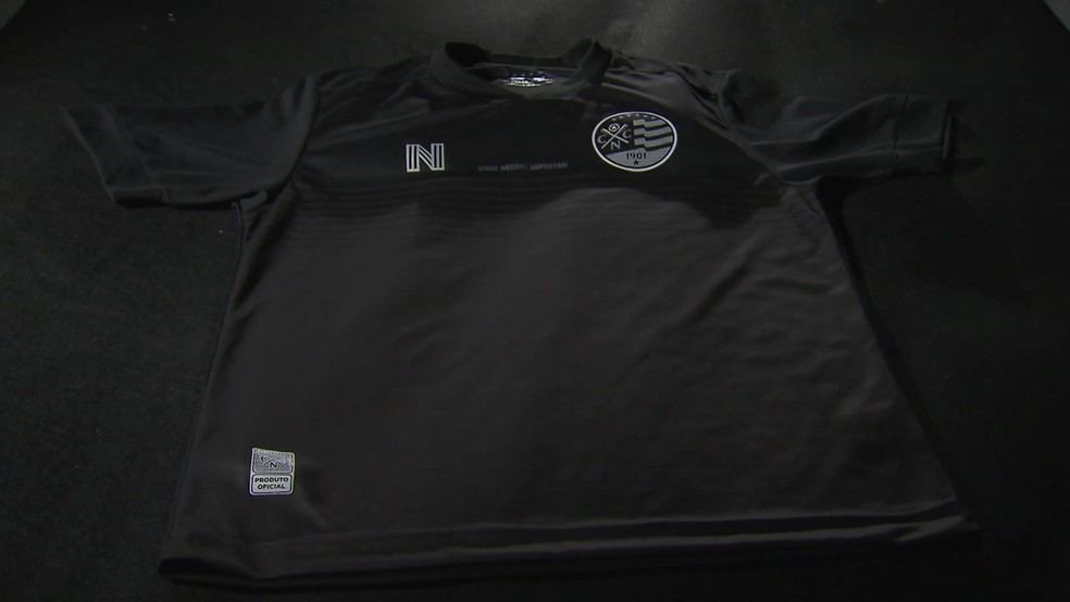 Náutico propõe reflexão sobre racismo e lança uniforme preto inédito