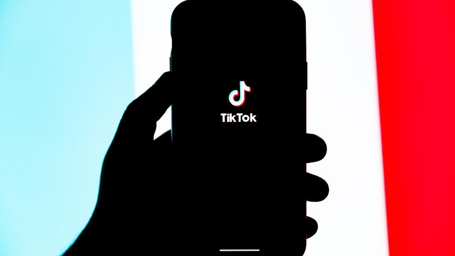 Trump aprova acordo que permite TikTok seguir operando nos EUA