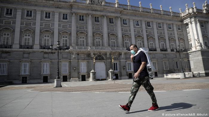 Governo espanhol quer isolamento parcial de Madrid após nova alta de covid-19