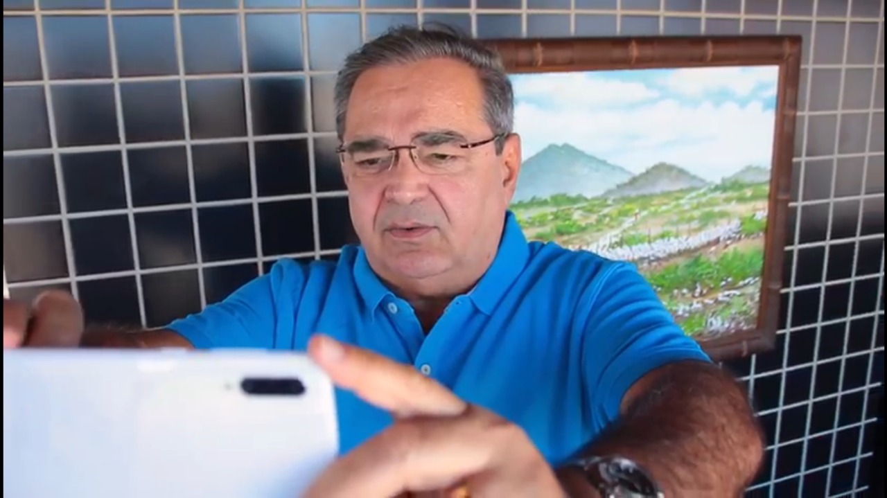Álvaro: comícios e passeatas estão proibidos; campanha focará na web, rádio e TV