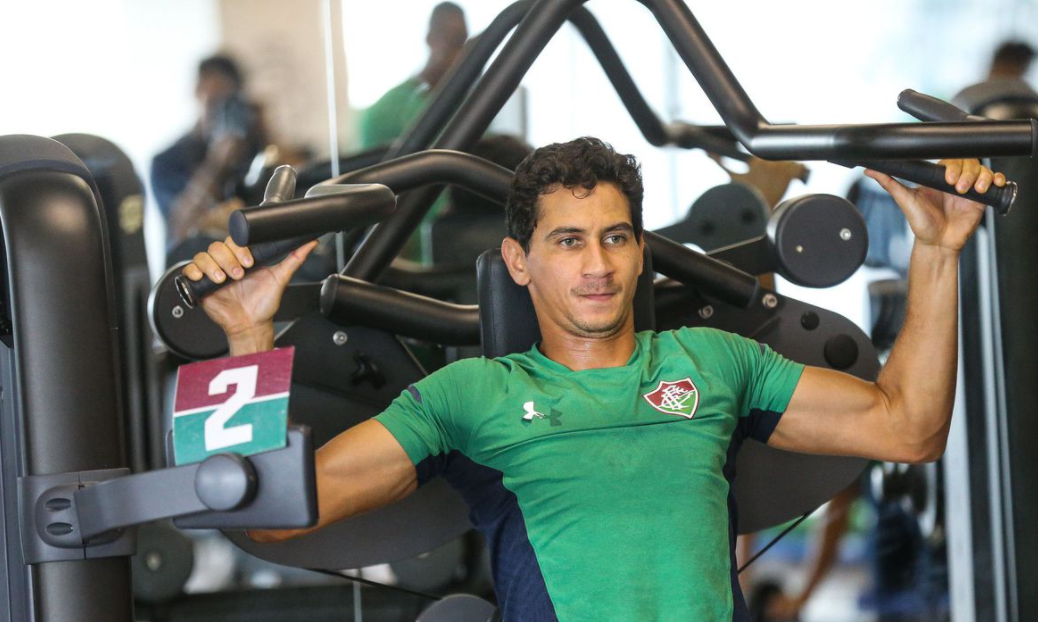 Ganso testa positivo para Covid-19 e Fluminense chega a dez contaminados