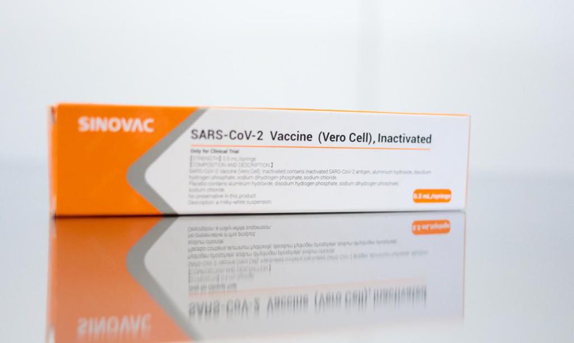 Governo de SP envia à Anvisa dados preliminares sobre a CoronaVac