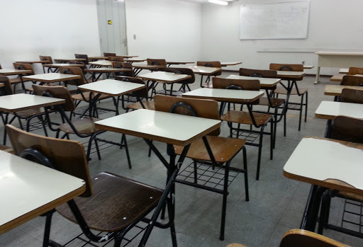Conselho autoriza ensino remoto até fim de 2021 e fusão de anos letivos