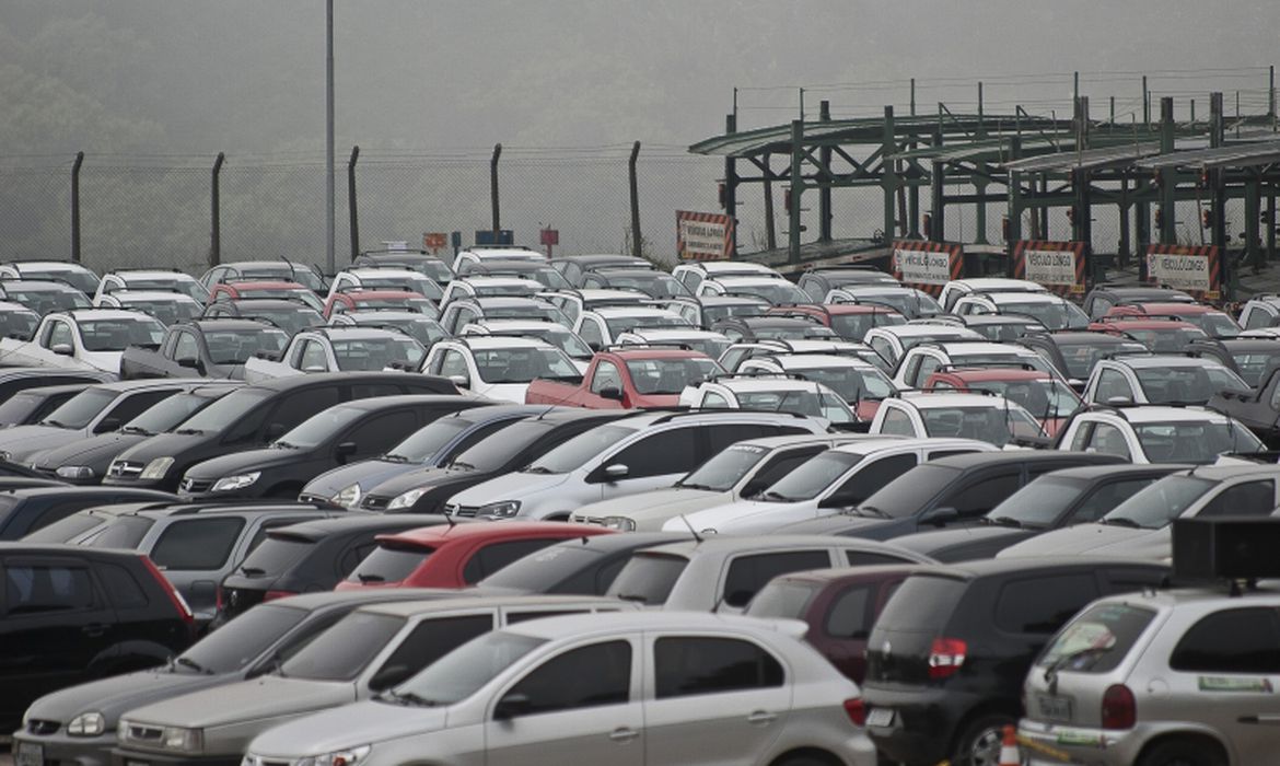 Produção de veículos tem alta de 4,4% em setembro, aponta Anfavea