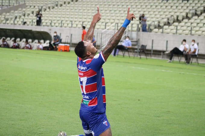 Fortaleza vence e freia o líder Atlético-MG no Brasileirão