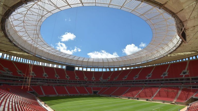 Flamengo x Vasco, Globo x América e mais: confira os jogos deste sábado