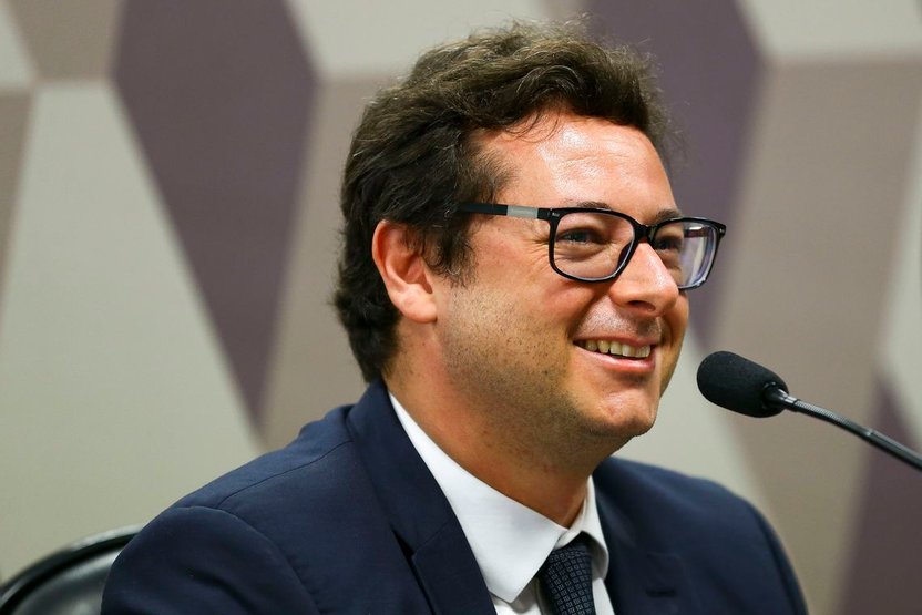 Wajngarten pede à CBF para transmitir jogo da seleção na TV Brasil