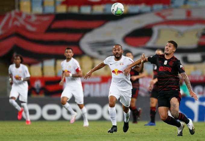 Flamengo empata com Bragantino e perde chance de virar líder
