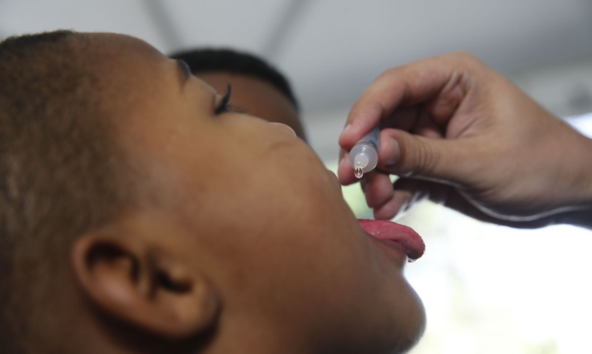 Campanha contra Polio e multivacinação tem dia D neste sábado