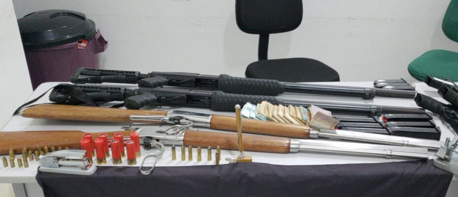 Operação da Polícia no RN prende vereador e mais 6; apreende 7 armas e R$ 15 mil
