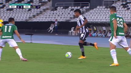 Goiás segura pressão do Botafogo e duelo fica no empate