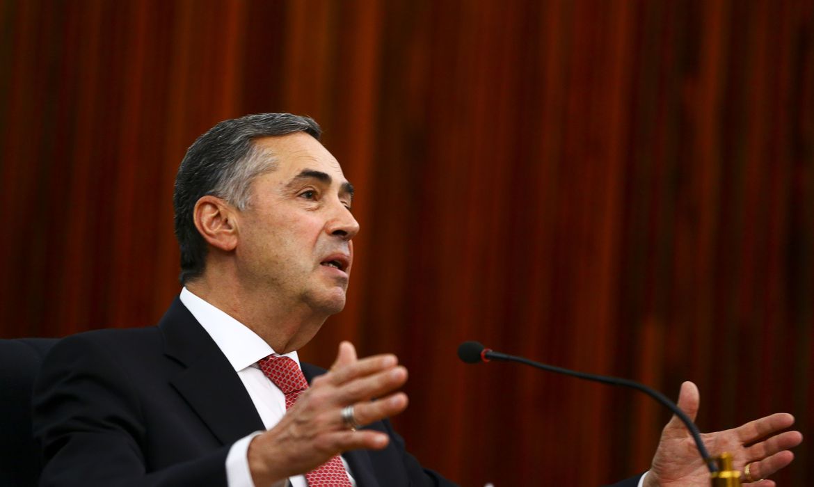 Após afastamento de Chico Rodrigues, Barroso retira decisão do plenário do STF