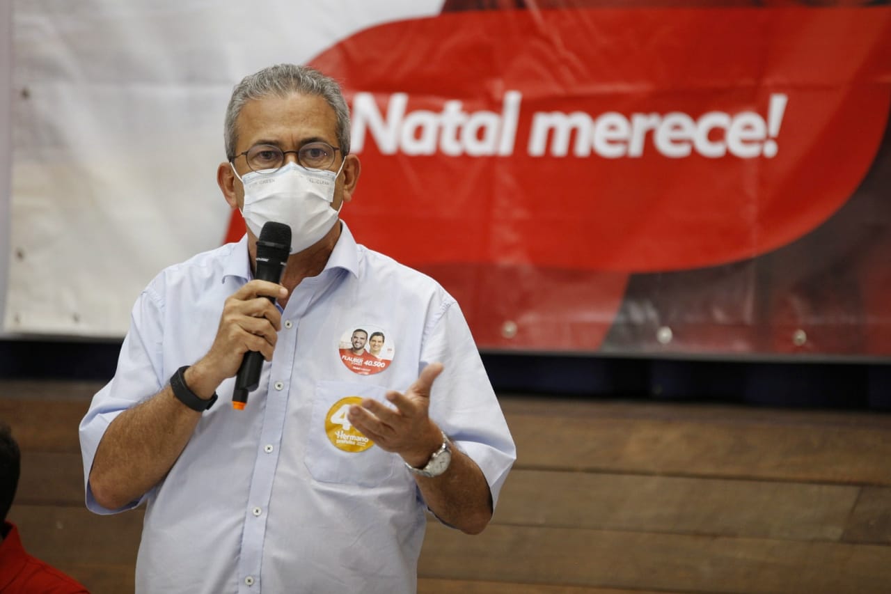 Candidato a prefeito adere à carta Natal Cidade Inteligente