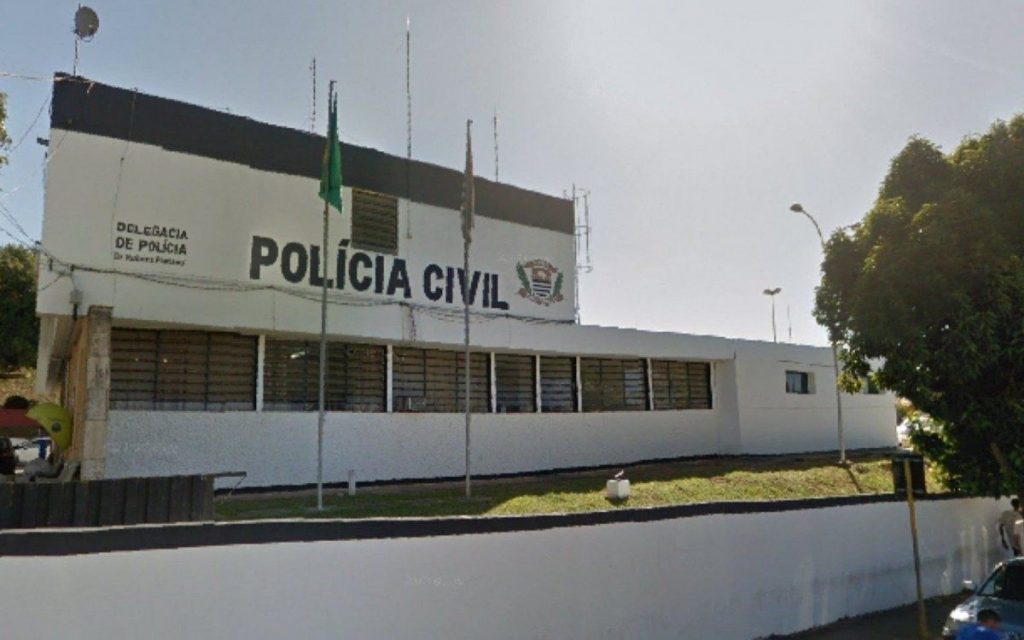 Mulher com HIV foi estuprada por 12 homens na rua; ninguém foi preso
