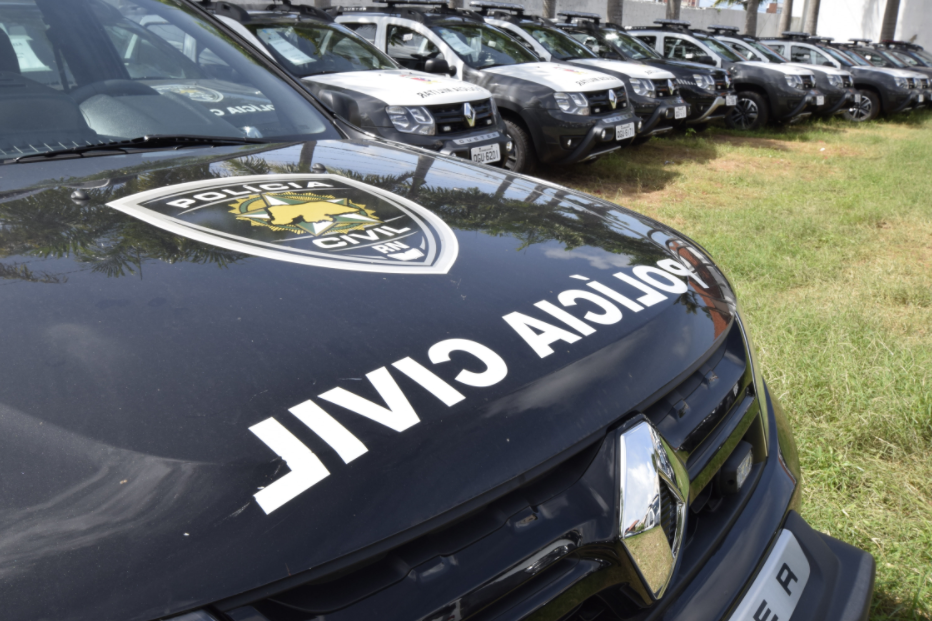 Polícia prende dois suspeitos por roubo em Natal