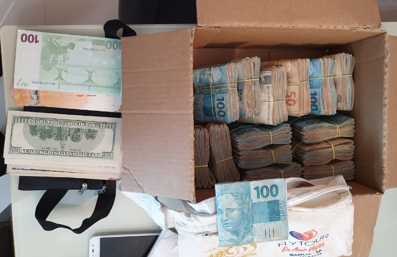 Operação da PF em Extremoz apreende dólares e euros com empresário em Natal