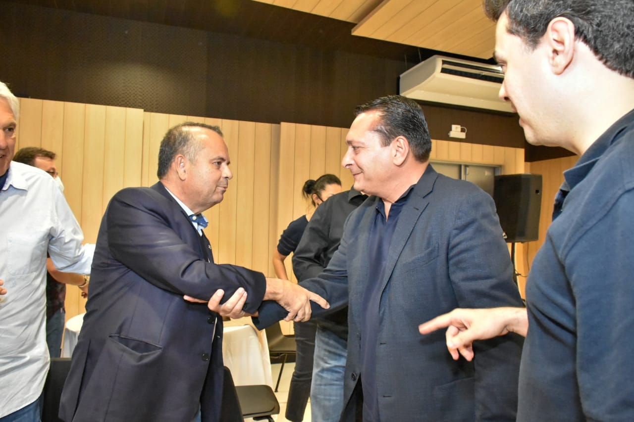 Ezequiel se reúne com ministro Rogério Marinho e apresenta projetos para o RN