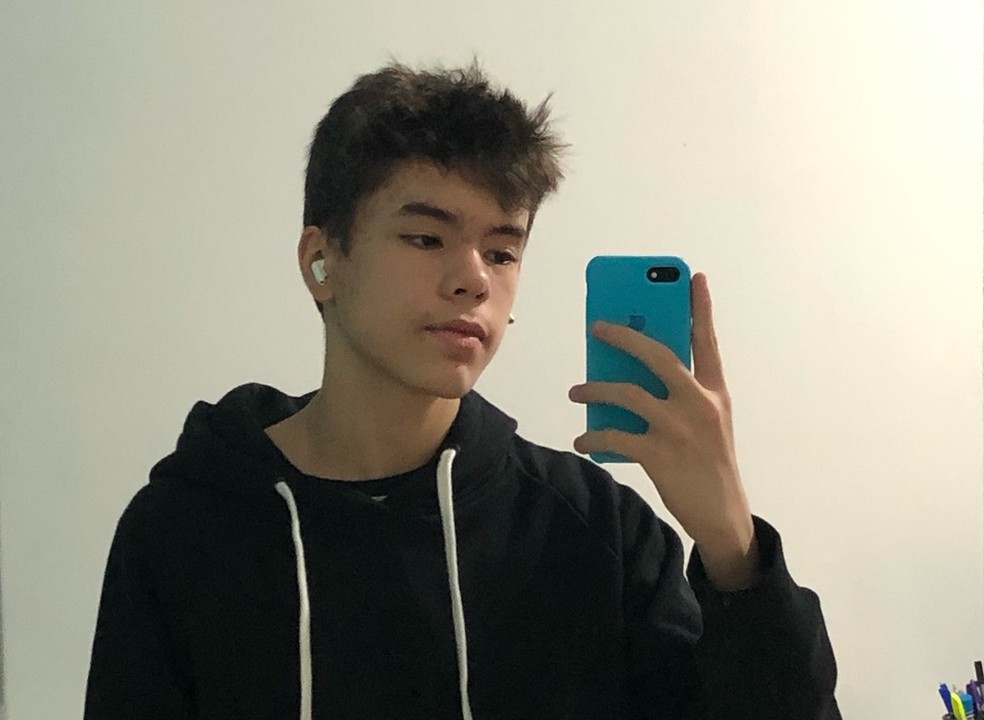 Brasileiro de 14 anos recebe R$ 130 mil por ajudar a corrigir falha no Instagram
