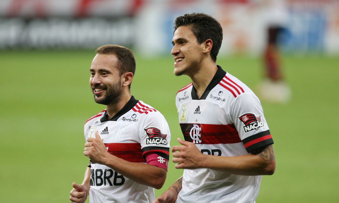Série A: Flamengo e São Paulo duelam no Maracanã