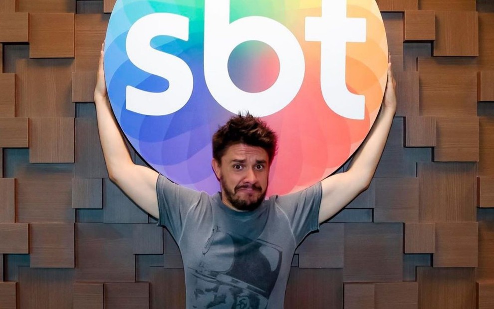 Jornalista é demitido do SBT com fim do Programa da Maisa