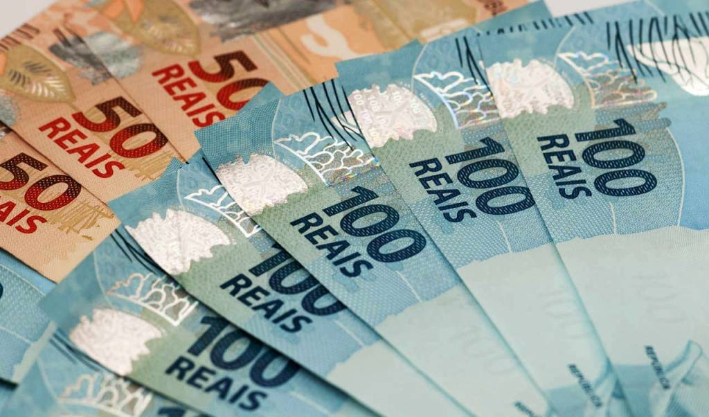Veja lista dos 10,7 mil políticos que embolsaram auxílio emergencial; 4 do RN