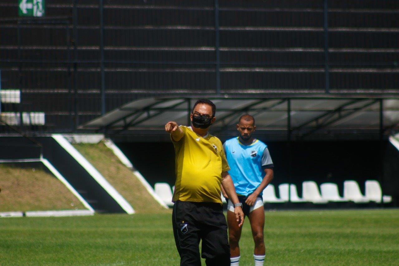 ABC joga amanhã e pode ter estreia de Wallyson na Série D