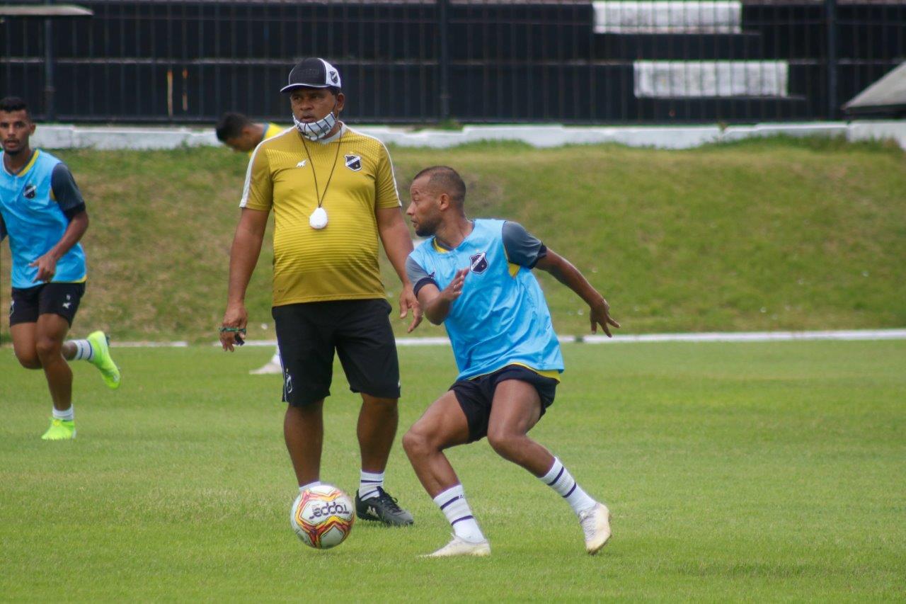 ABC fica no empate com o Central/PE e se reapresenta hoje