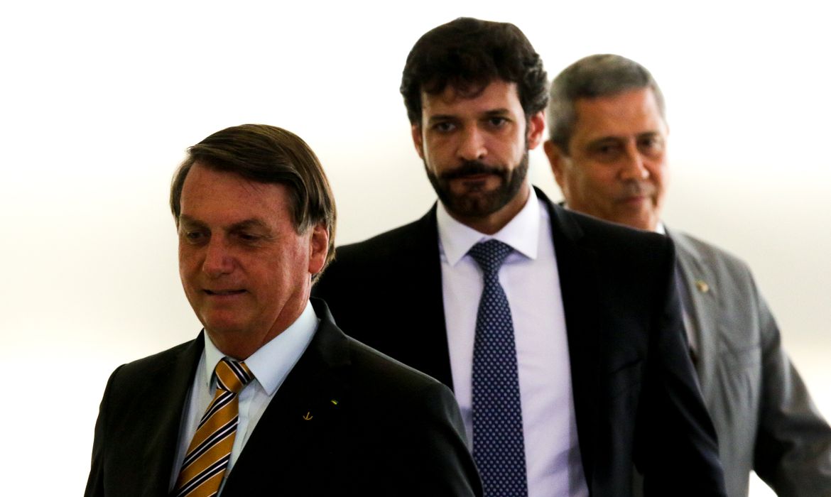 Governo Bolsonaro lança conjunto de medidas para retomada do turismo no país