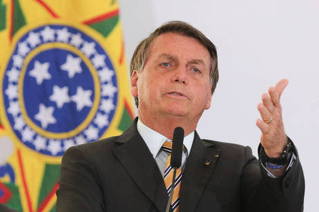 Homem é indiciado pela PF por planejar ataque a Bolsonaro