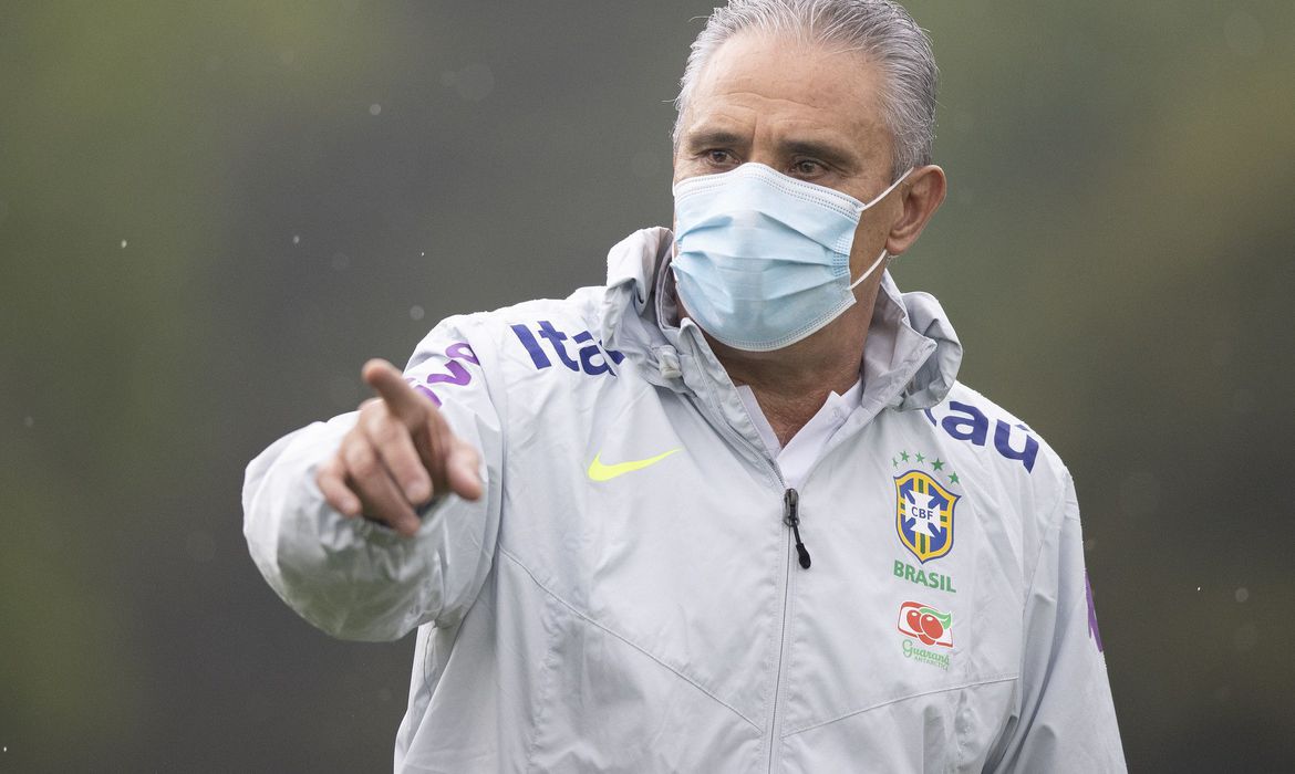 Seleção: Tite confirma time que enfrenta a Venezuela hoje