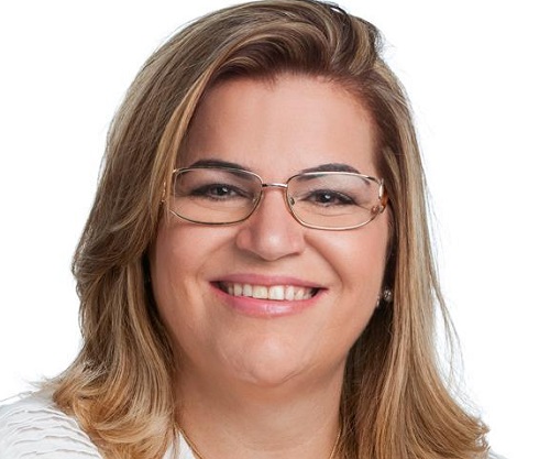 Martins elege ex-prefeita Mazé