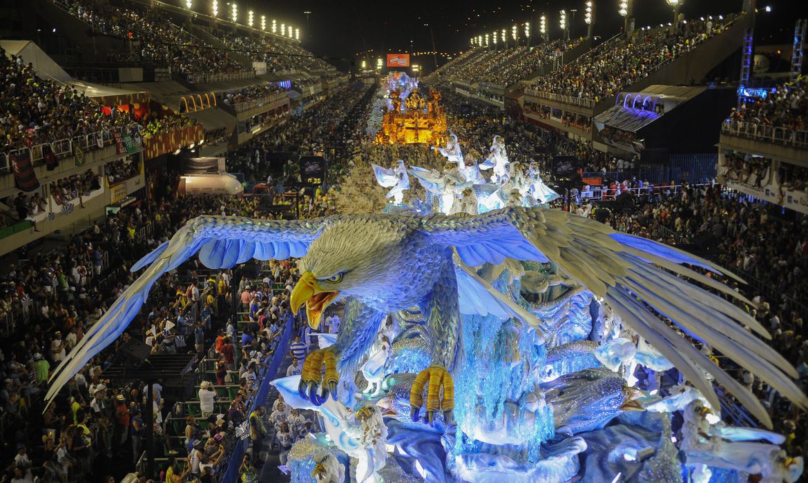 Escolas de samba do grupo especial do Rio podem desfilar em julho