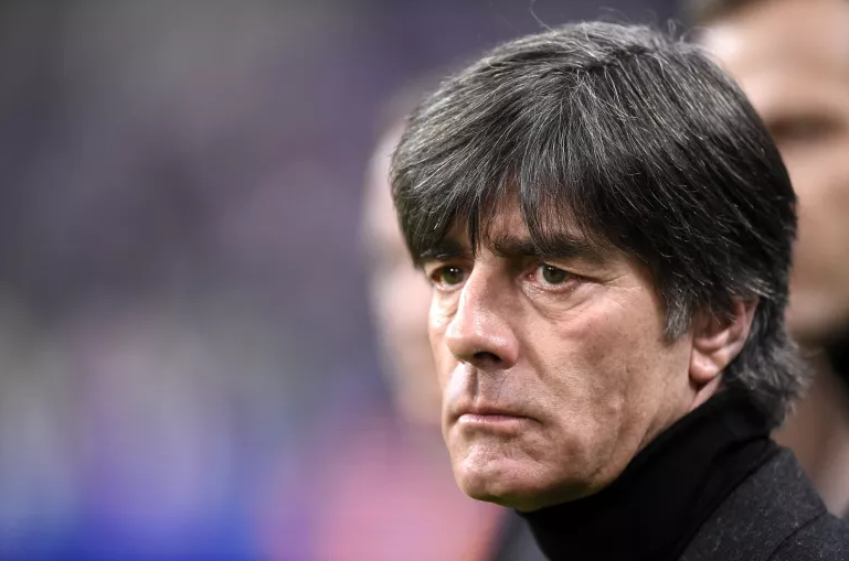 Seleção alemã mostra estar longe de renovação após surra da Espanha