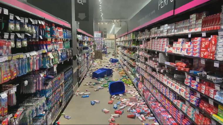 VÍDEO: Morte de homem negro em supermercado gera protestos e vandalismo