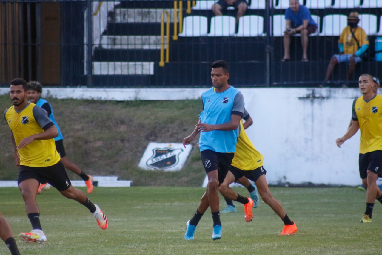 ABC inicia a preparação para último desafio da primeira fase