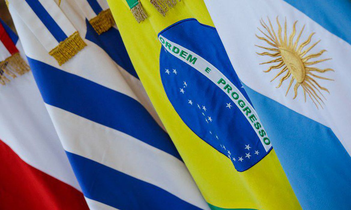 Indústrias do Mercosul e da União Europeia pedem urgência para acordo comercial