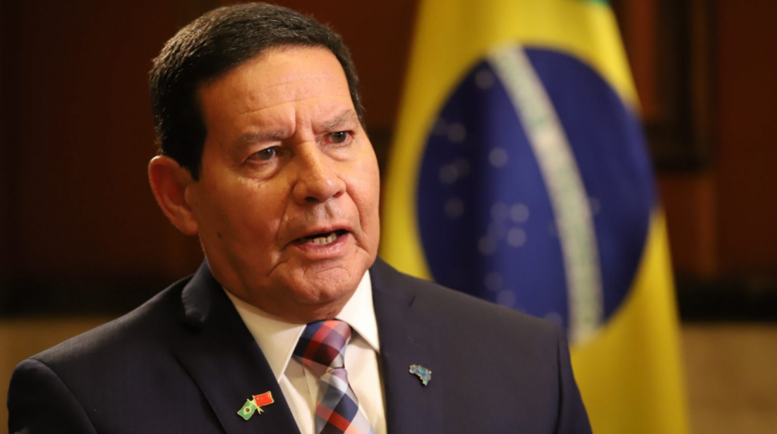 Intriga palaciana: Mourão diz que alguns assessores de Bolsonaro distorcem fatos