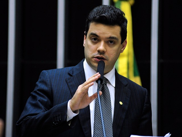 Deputado federal do RN revela que está com Covid-19