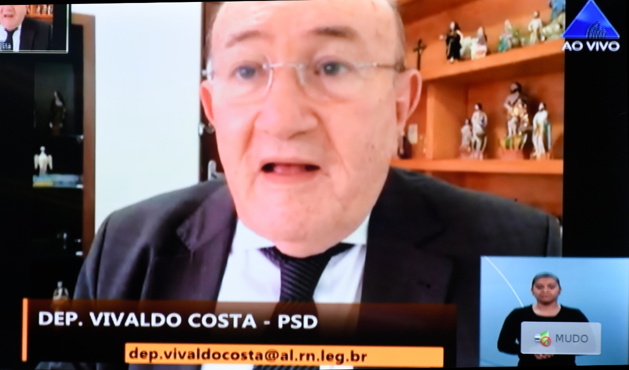 Deputado solicita ao Governo mil aves para produtores do interior