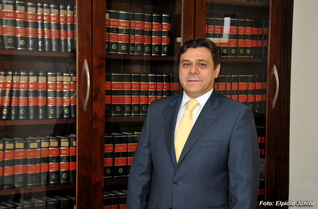 Bolsonaro escolhe Eduardo Rocha para desembargador do TRT-21
