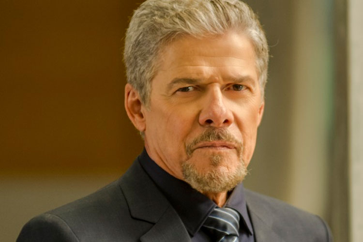 Ator ex-Globo recusa novela da Record: "Não voltarei à vida pública"