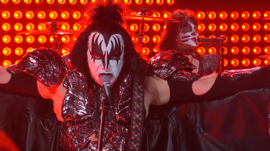 Vocalista do Kiss se revolta com Bolsonaro e 'efeito jacaré' da vacina