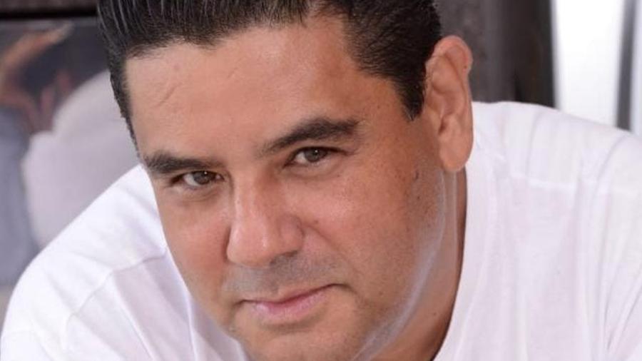 Cantor sertanejo morre por complicações da covid-19