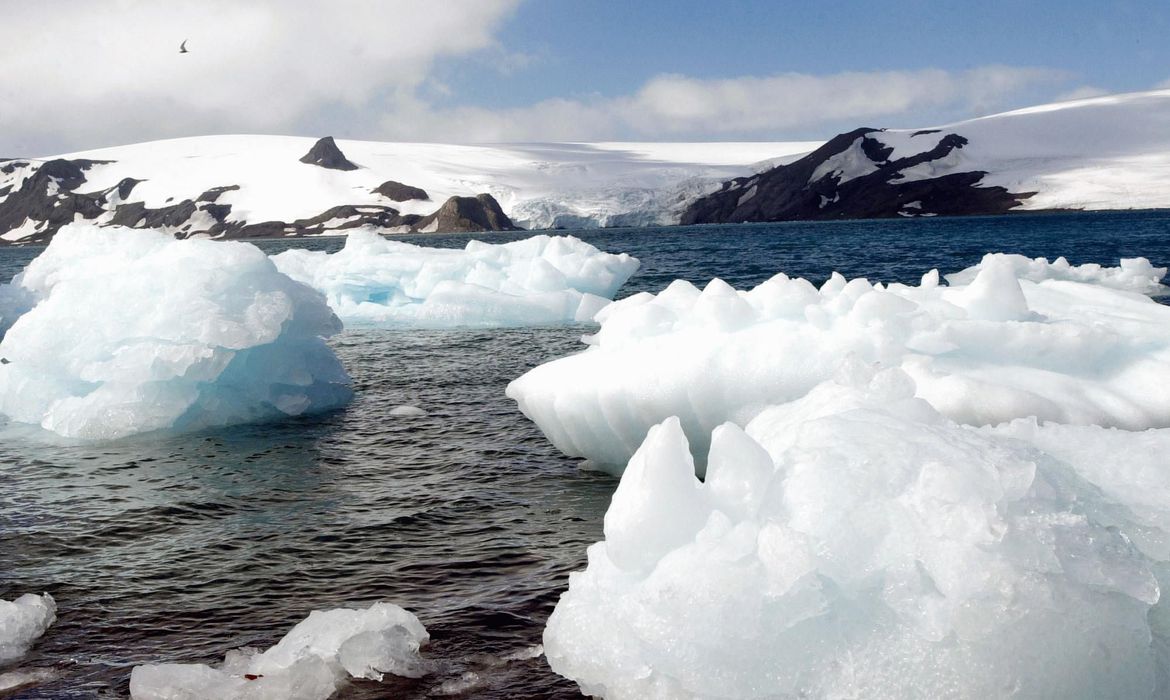 Coronavírus chega à Antártica, único continente que não tinha casos de covid-19