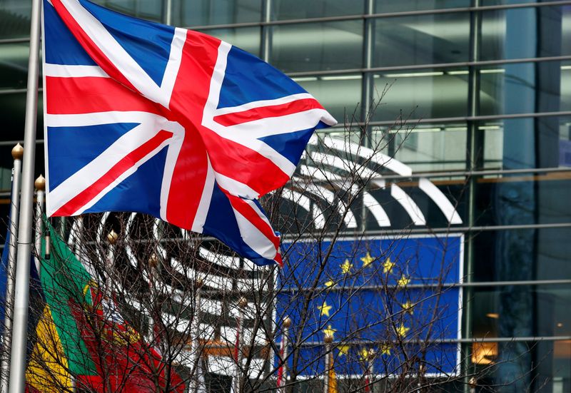 União Europeia e Reino Unido fecham acordo comercial pós-Brexit