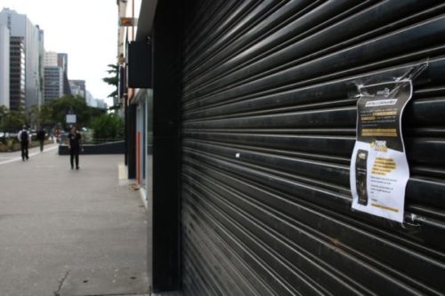 São Paulo fecha comércio e restaurantes durante festas de fim de ano